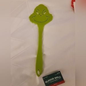 Grinch Head Spatula G1